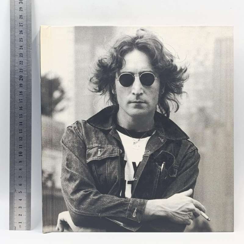 Lennon Legend - An Illustrated Life of John Lennon by James Henke