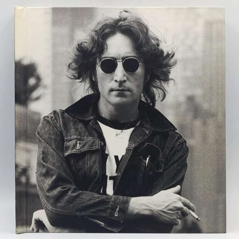 Lennon Legend - An Illustrated Life of John Lennon by James Henke