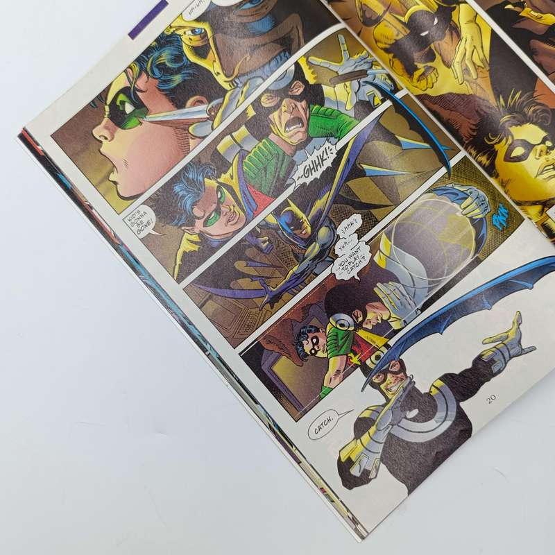 Lot of 4 vintage comics 1996 issues - Wolverine, Askanison, Generation X, DC versus Marvel