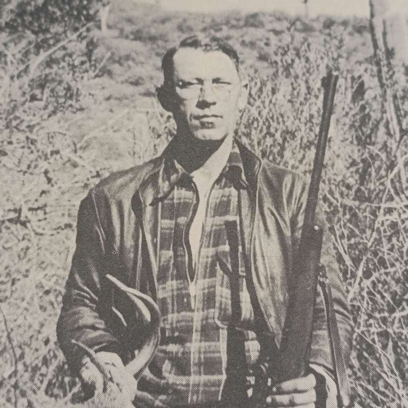 1976 Deluxe Edition Gun Digest - John Amber