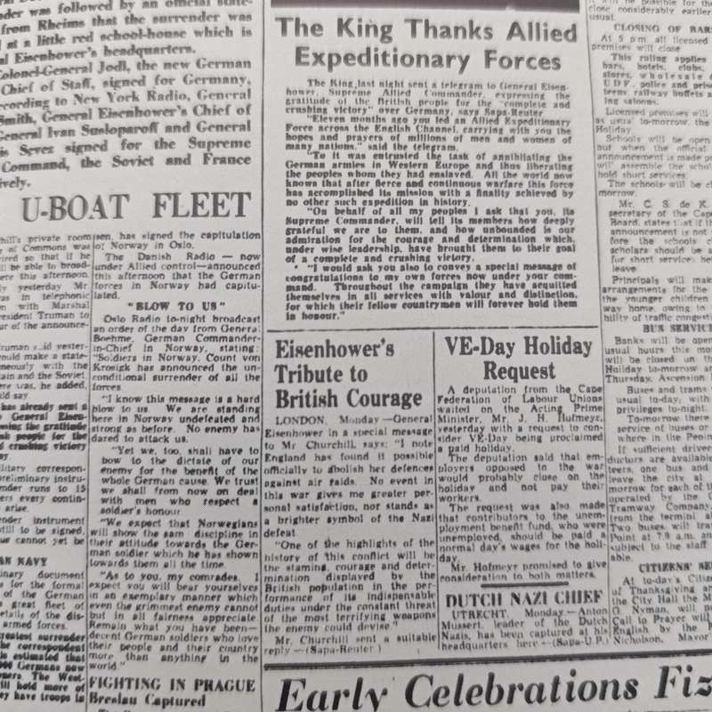 A Newspaper History of South Africa by Vic Alhadeff