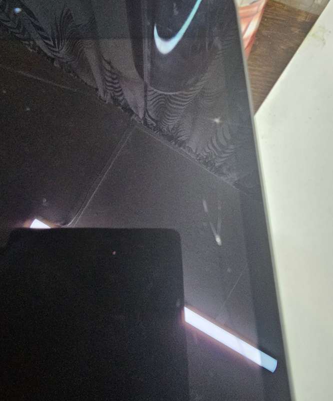 iPad mini 5 64GB WiFi only !Digitiser cracked!