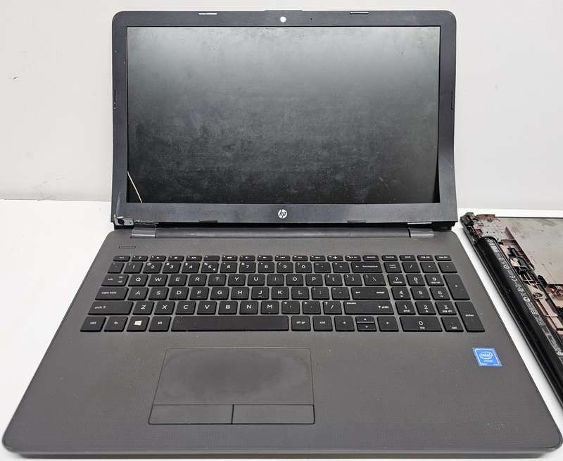 2 x HP 250 G6 - Spares or Repairs