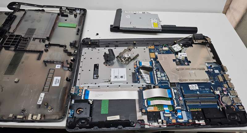 2 x HP 250 G6 - Spares or Repairs