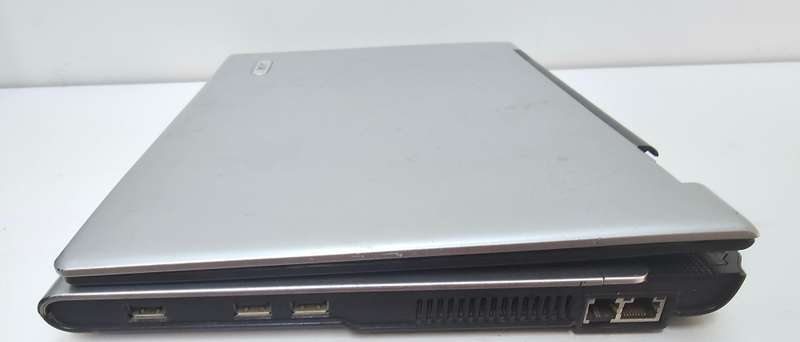 Acer Aspire 3623WXMi - Celeron M 370 - 60GB HDD - 512GB RAM - Hinge broken - Battery dead