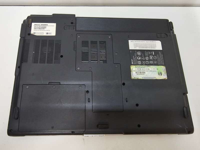 Acer Aspire 3623WXMi - Celeron M 370 - 60GB HDD - 512GB RAM - Hinge broken - Battery dead