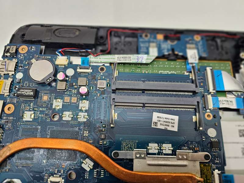 HP 250 G4 - i3 - Spares or repairs