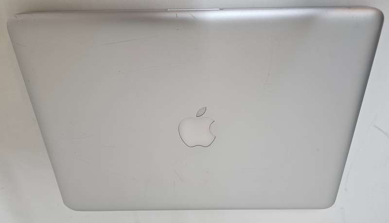 Apple Macbook Pro i5 dual core - mid 2012 4GB RAM 500GB HDD - needs a new battery
