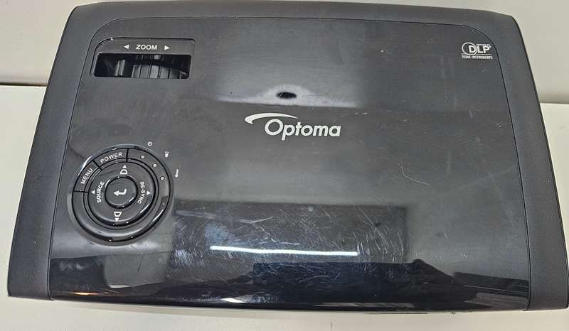 Optoma EX531P projector - VGA only