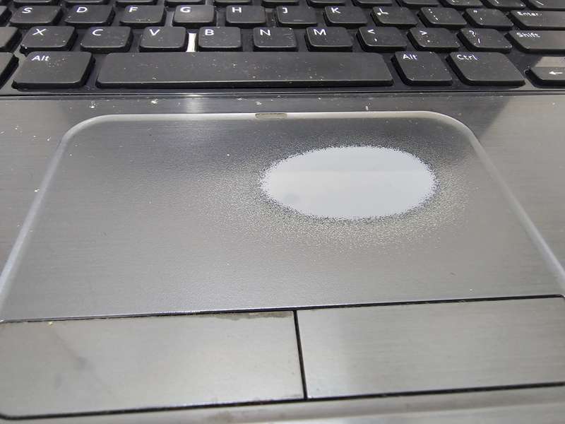 Dell Inspiron 5720 - i7 8GB RAM 500GB HDD - Needs a new screen