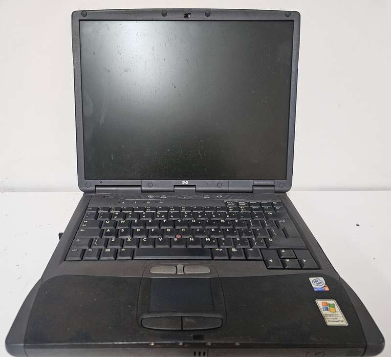 HP Omnibook v6200 - Spares or repairs