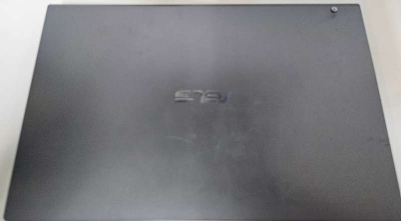 Asus X509J i3-1005G1 8GB RAM 512GB NVME SSD !Hinge was repaired, see images!