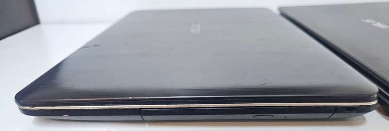 2 x Asus laptops !Spares or Repairs!