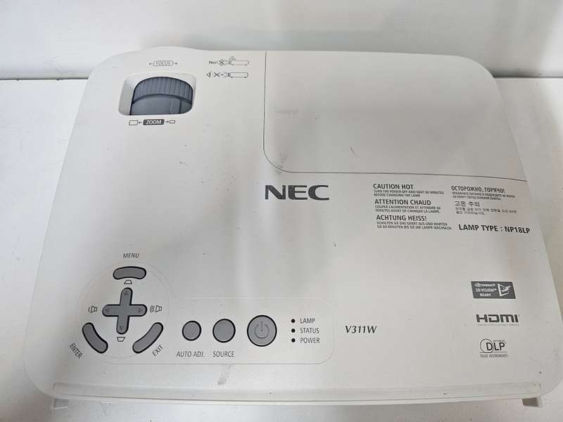 NEC V311W Projector (81% lamp life remaining)
