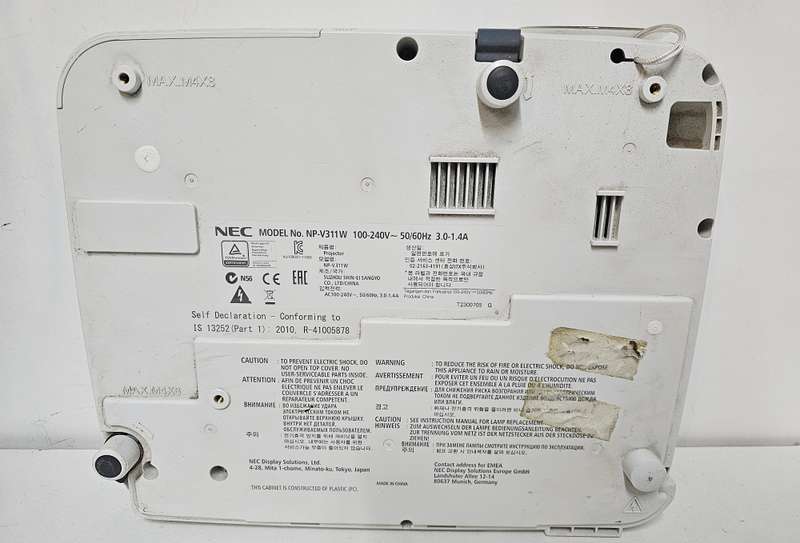 NEC V311W Projector (81% lamp life remaining)