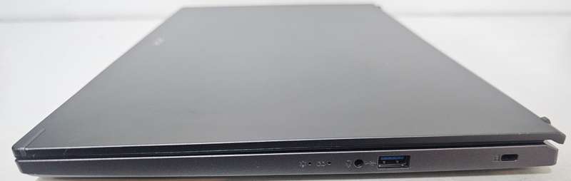 Acer Aspire 5 - i5-1235U (12th gen) 8GB RAM 512GB NVMe SSD  ! 1 x Faulty USB port!