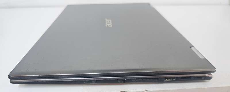 Acer Spin 3 i5 8th Gen  Tested Dead, Cracked Touchscreen, Sold As Is