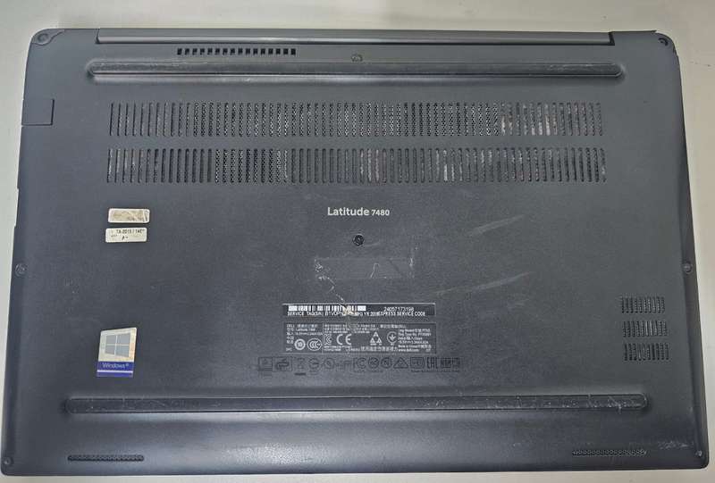 Dell Latitude slimline business laptop  for spares or repairs, dead, no power, no hdd or ram