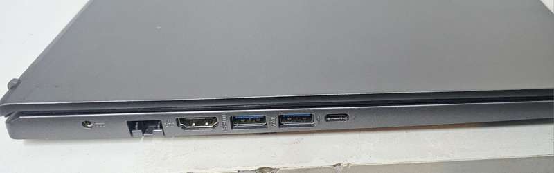 Powerful Acer Aspire i5-1235U laptop  8GB RAM  512GB SSD  Win 11 Pro  USB-C charger included