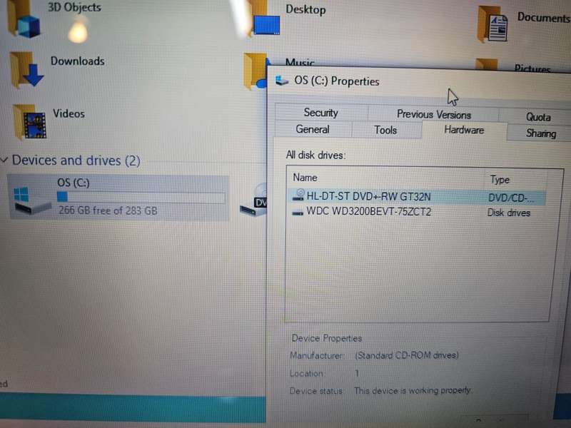 Dell Inspiron N5010 laptop i3, 3GB RAM, 320GB HDD, DVD writer, working, battery needs replacing