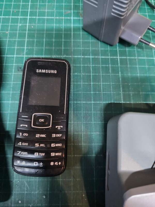 Cell Phone Bundle  Nokia  Samsung  ZTE  Panasonic