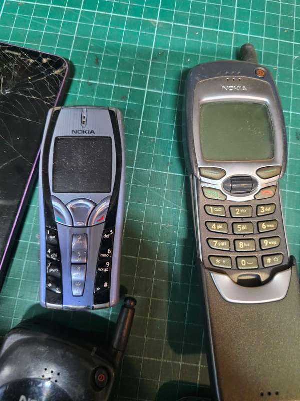 Cell Phone Bundle  Nokia  Samsung  ZTE  Panasonic