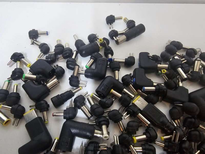 Universal Power Adapter Plugs  Mixed Sizes & Types!