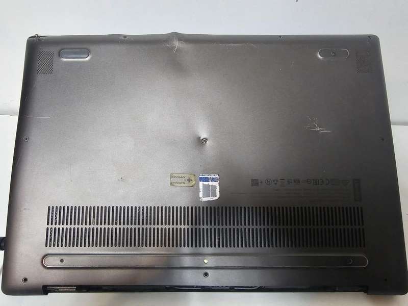 Lenovo Ideapad 530s  i7 8th Gen | 8GB RAM | 256GB SSD | Cracked Touchscreen  for spares or repair