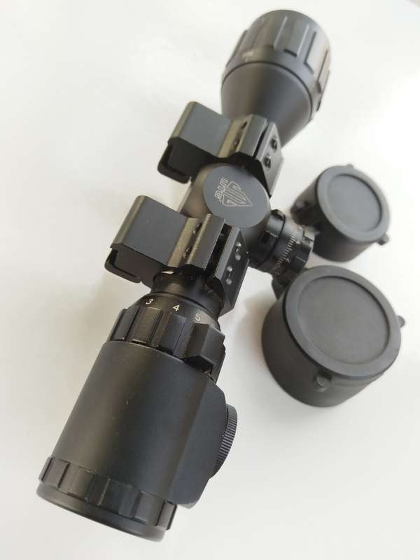 UTG 3-9x32 Rifle Scope - Bug Buster