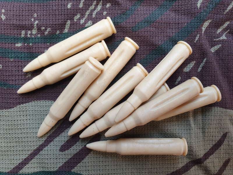 very scarce 100% original SADF era PLASTIC 5,56mm x 45 DRILL ammo rounds x 10 job-lot