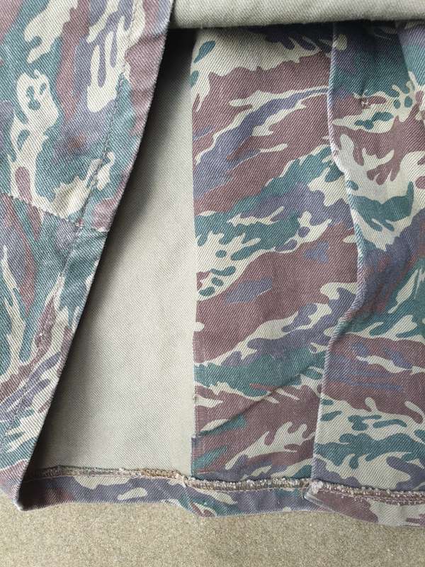 SWA/Angola bushwar era SA SF Recce used clandestine locally made copy Libyan Rhubarb camo l/s shirt