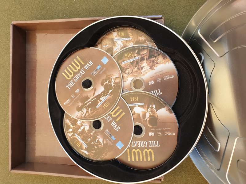 5 x DVD set collectors tin WW1 set - used NOT scratched watch at your own leisure no wi-fi needed!!!