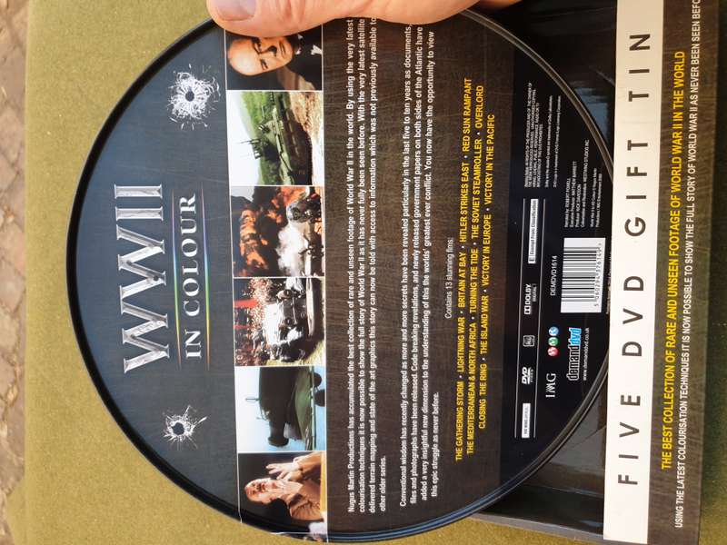 5 x DVD set collectors tin WW2 set - used NOT scratched watch at your own leisure no wi-fi needed!!!