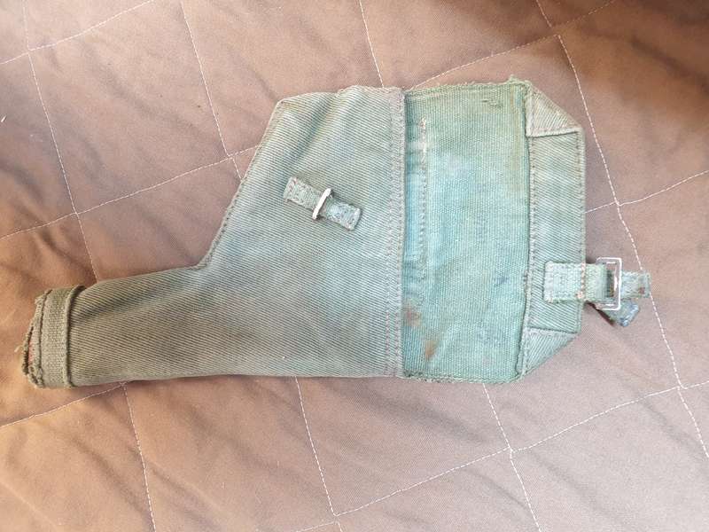 original & scarce Brit patt 44 jungle green side-arm holster (Rhodesia) - used condition (see pics)
