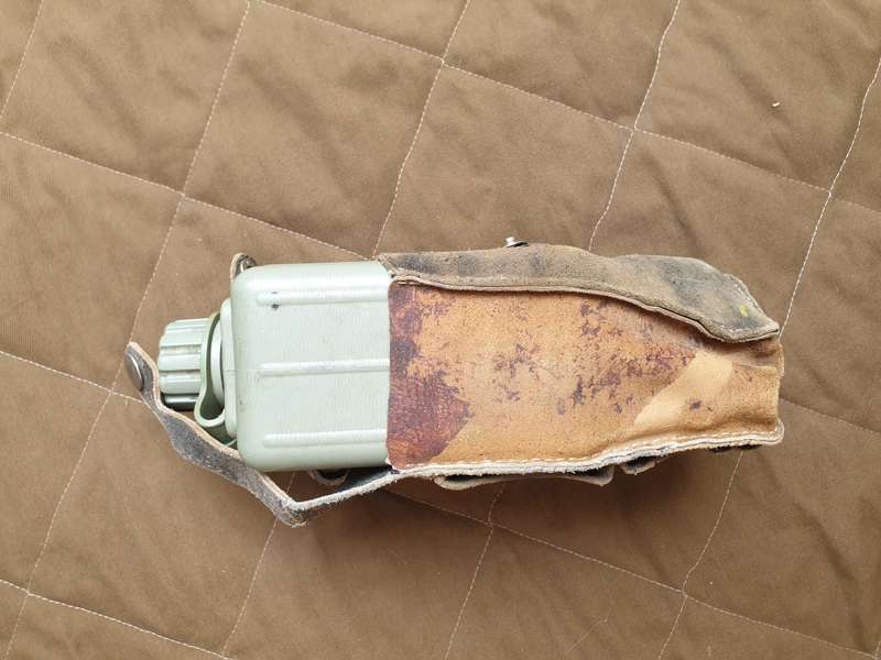 original SWA/Angola bushwar period terr used hand-made leather canteen carrier and Yugo canteen