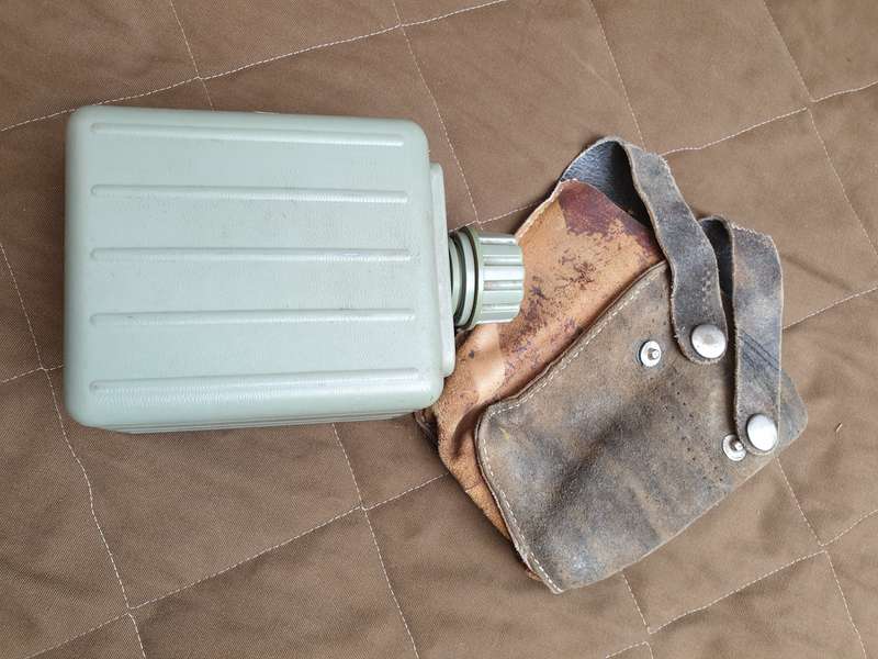 original SWA/Angola bushwar period terr used hand-made leather canteen carrier and Yugo canteen