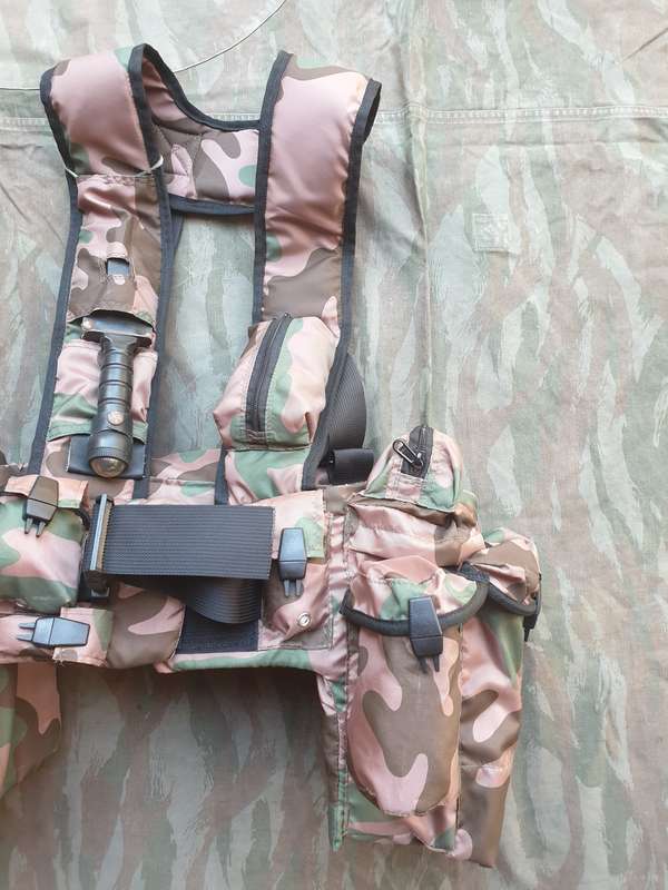 REPRO modern REMAKE patt 90 "cabbage patch" camo Niemoller style SA SF Recce assault vest
