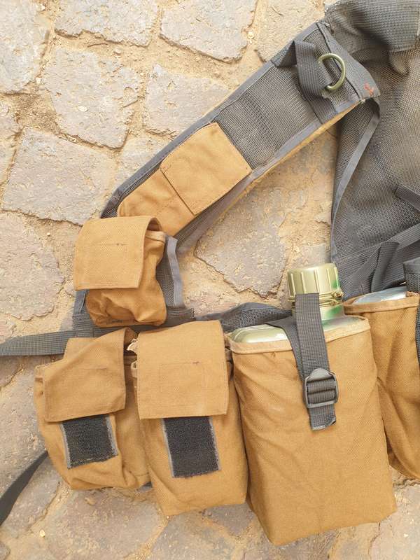 scarce SWATF nutria R1/ G3 mag pouch type 1 (lightweight) battle-jacket with removable rear panel