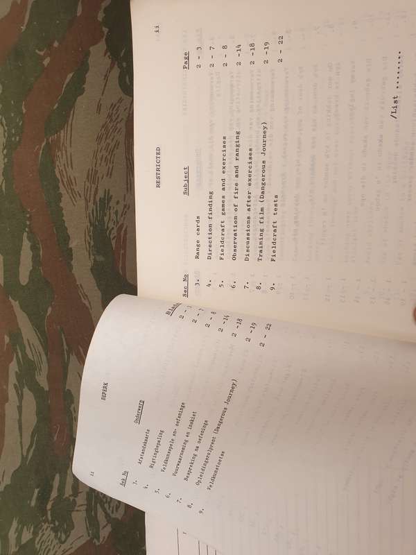 original early SWA/Angola bushwar period SADF ISSUE dd 1976 bi-lingual A4 size Fieldcraft manual