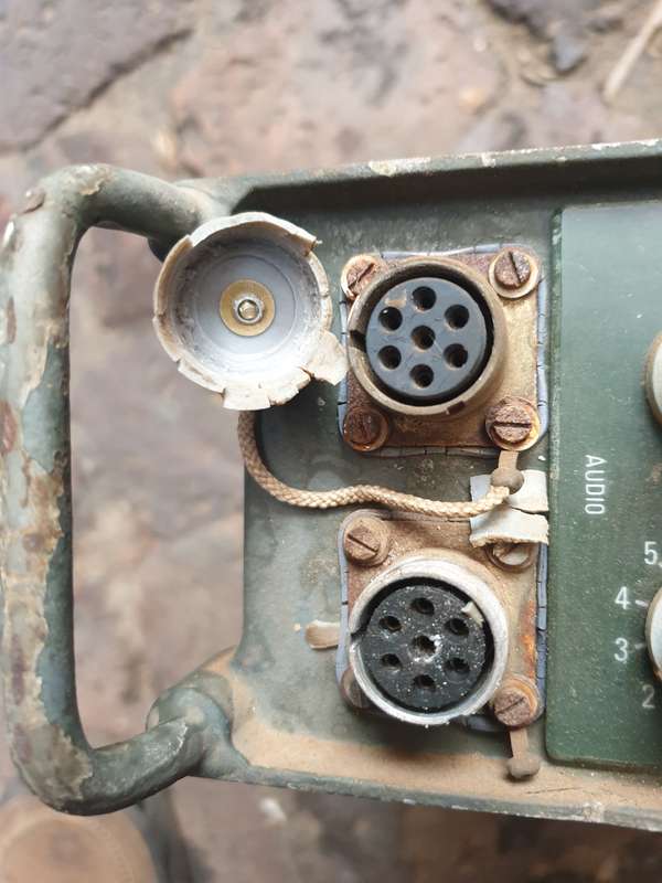original Rhod bushwar period RACAL TR-28 B2 (SA made) man-pack radio (body only) - BSAP used (?)