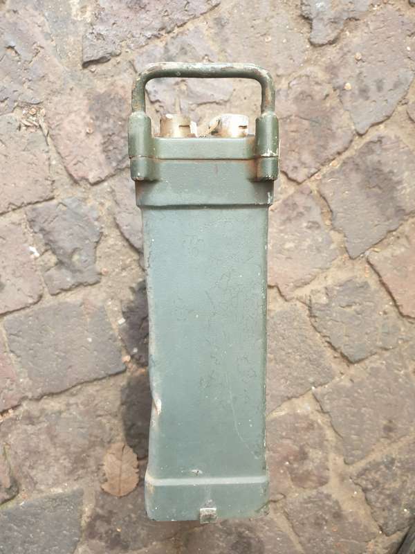 original Rhod bushwar period RACAL TR-28 B2 (SA made) man-pack radio (body only) - BSAP used (?)