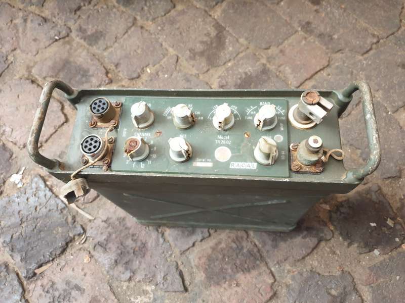 original Rhod bushwar period RACAL TR-28 B2 (SA made) man-pack radio (body only) - BSAP used (?)