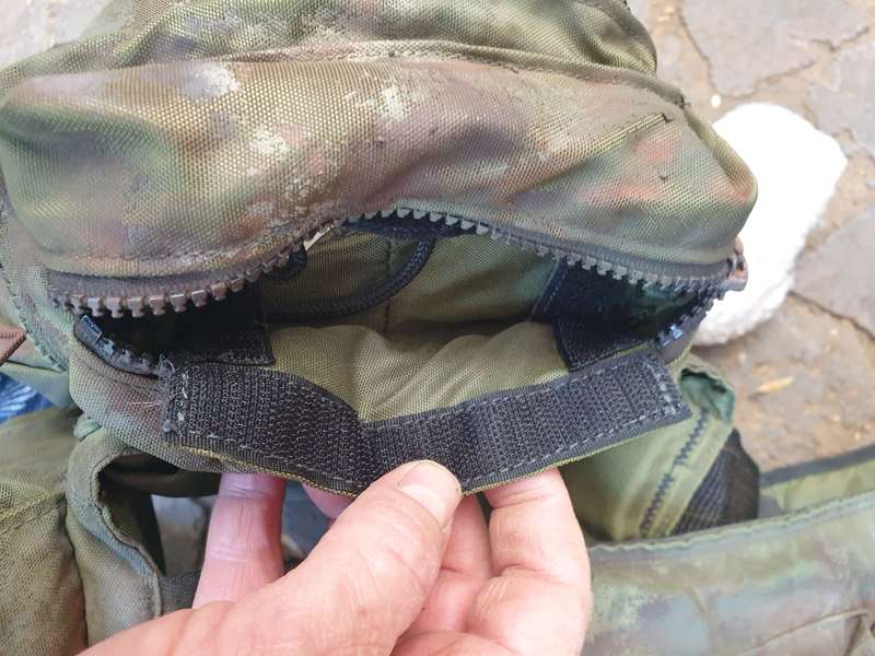 100% original Recce (SA SF) issued modern circa early 2000s type Niemoller olive green battle-jacket