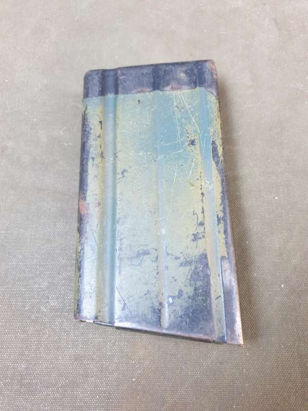 100% original Rhodesian bushwar era FN FAL original ("baby-poop") camo paint 20rd magazine dd 68 (?)