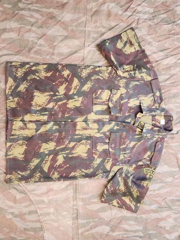 as new (unused) large size Mozambique Marines FADM Fuzielerrios s/sleeve lizard camo shirt