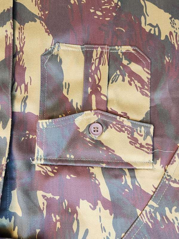 as new (unused) large size Mozambique Marines FADM Fuzielerrios s/sleeve lizard camo shirt