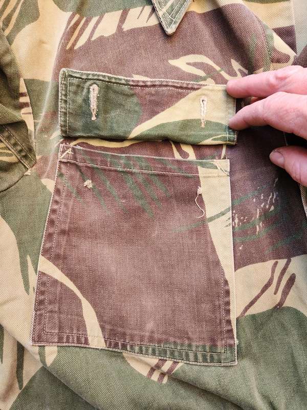 100% original Rhodesian era issue brushstroke camo bush-jacket size X-large and great clean used