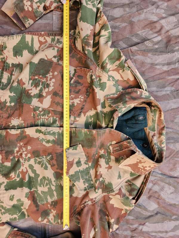 rare (measures 60 cm across chest) SAP 1st patt LARGE bush-jacket with original green faux-fur liner