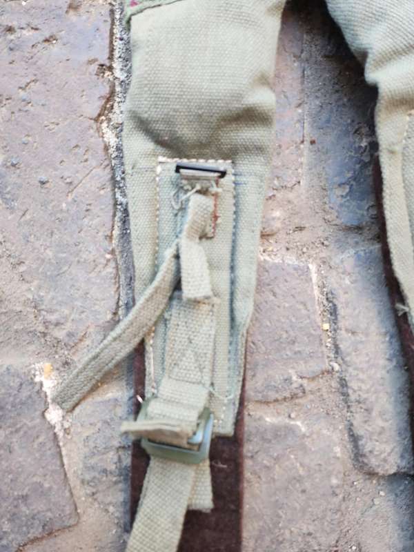 new & unused 100% original Rhod ARMY patt 69 webbing yoke very hard to find in THIS condition!!!