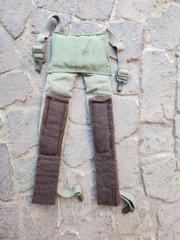 new & unused 100% original Rhod ARMY patt 69 webbing yoke very hard to find in THIS condition!!!